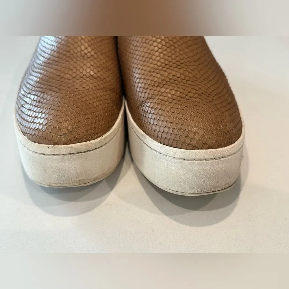 Vince Warren Snake-Embossed‎ Leather Platform